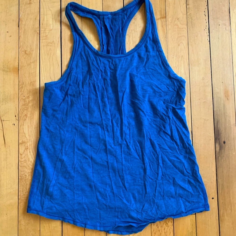 Lululemon size 6 soft stretchy cotton tank